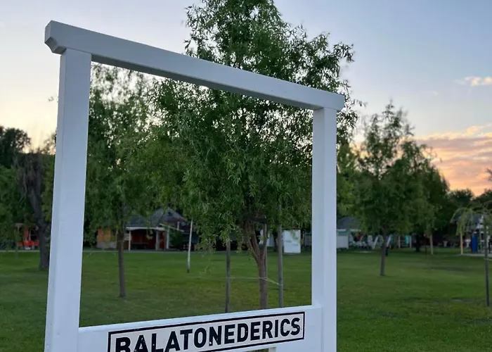 Delta Glamping Lyxtält *